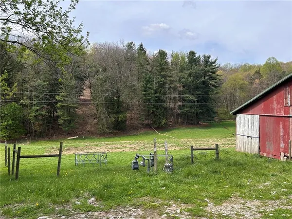 $149,900 | 3940-3953 Groft Road, Home, PA 15747