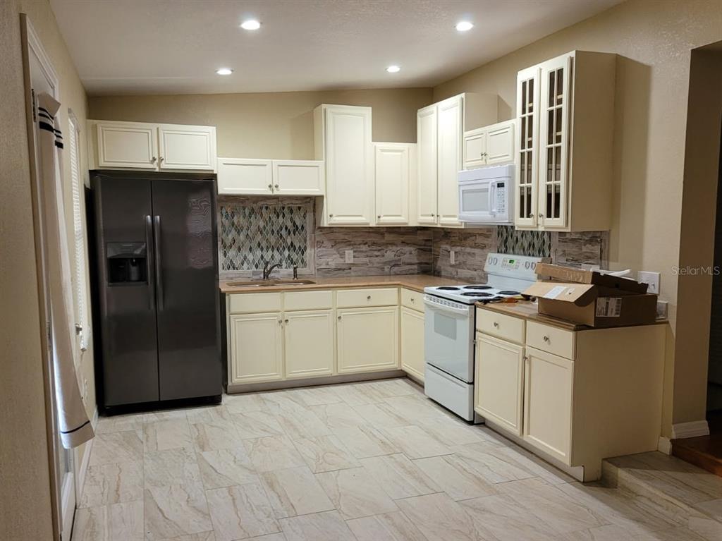 7806 Alafia Ridge Road Riverview, FL 33569 - Photo 16 of 18 Gallery Image 16
