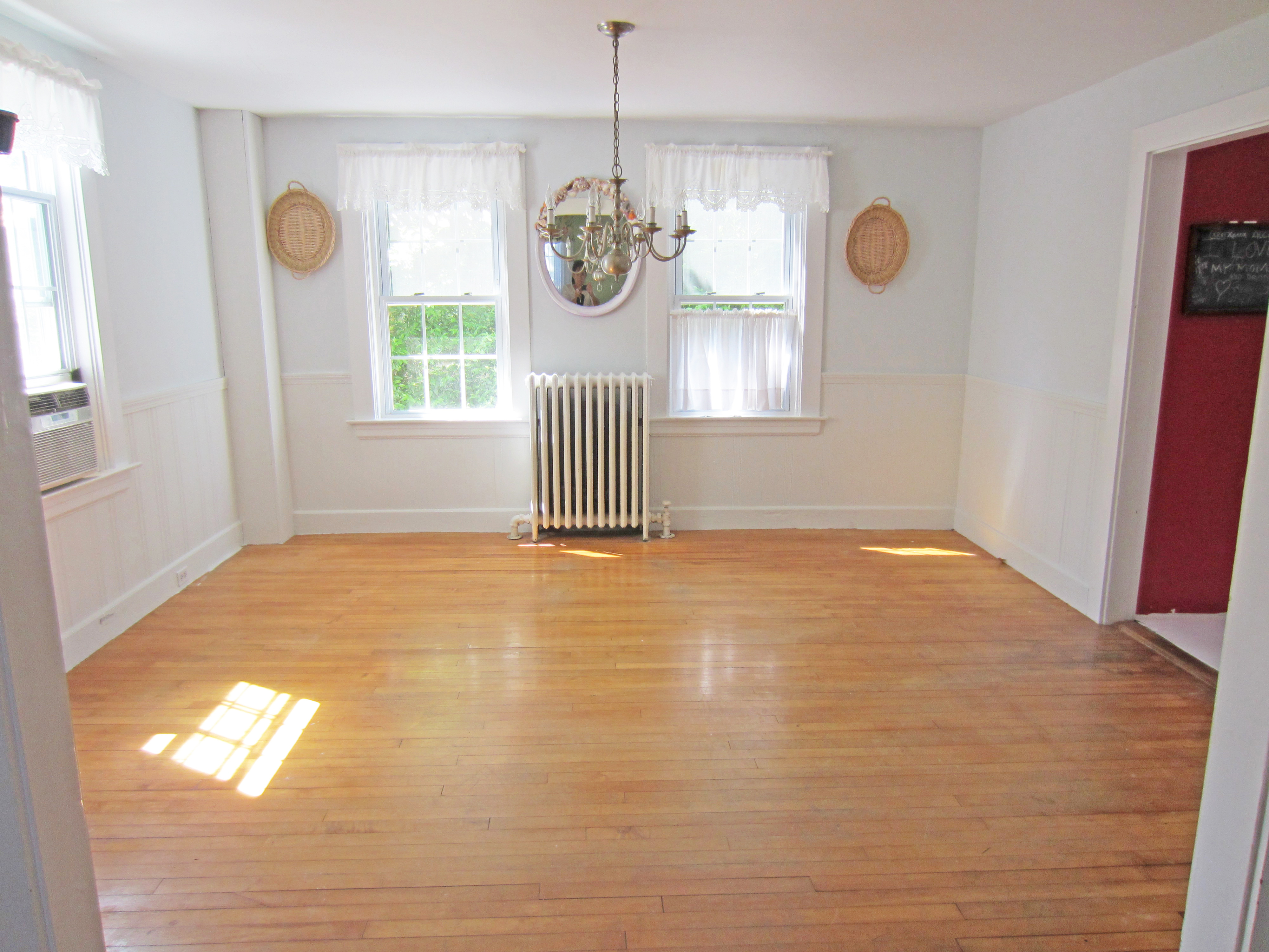 8 Derrymore Road Nantucket, MA 02554 - Photo 3 of 14 Dining room