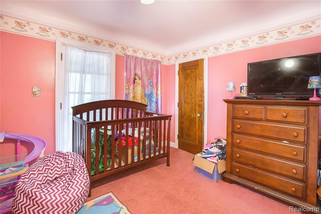 19530 Stratford Road Detroit, MI 48221 - Photo 18 of 39