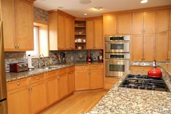210 North Sappington Road St. Louis, MO 63122 - Photo 9 of 30