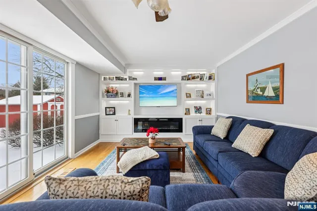 $874,000 | 3 Agawam Drive, Wayne, NJ 07470