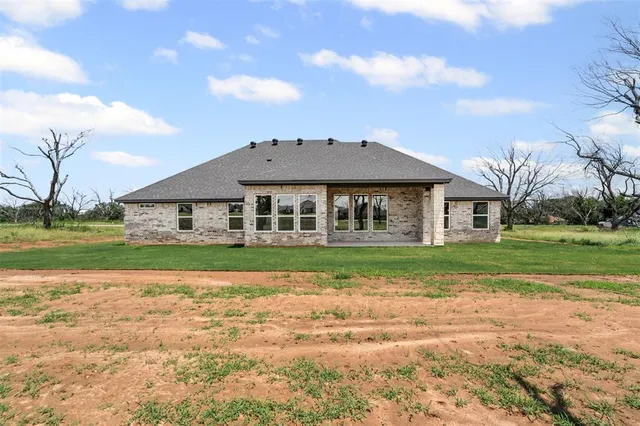 $579,888 | 2172 Middlewood Circle, Granbury, TX 76049