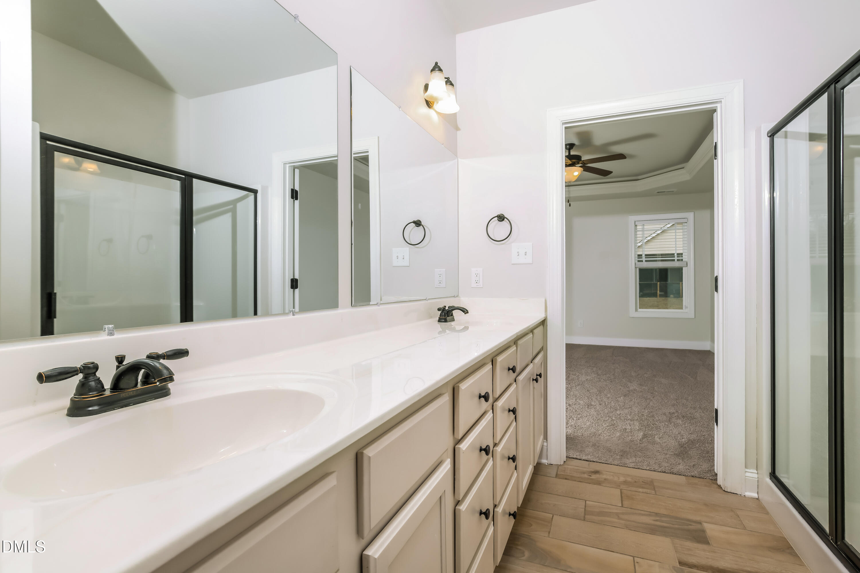 36 Labradoodle Court Garner, NC 27529 - Photo 11 of 17 012-photo-primary-bathroom-15157347