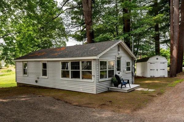 $399,000 | 348 Dover Point Road, Dover, NH 03820