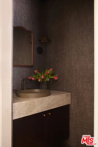 $3,750,000 | 3620 Wrightwood Drive, Studio City, CA 91604