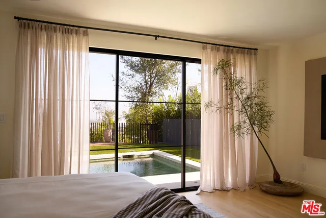 $3,750,000 | 3620 Wrightwood Drive, Studio City, CA 91604