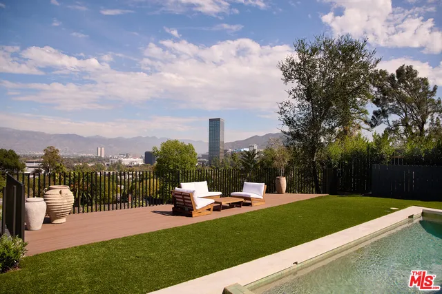 $3,750,000 | 3620 Wrightwood Drive, Studio City, CA 91604