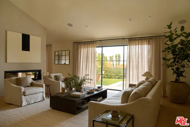 $3,750,000 | 3620 Wrightwood Drive, Studio City, CA 91604