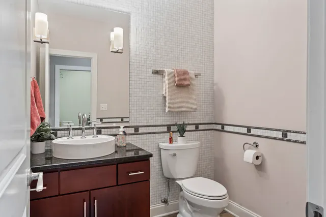 $650,000 | 21002 Kenmare Drive, Shorewood, IL 60404