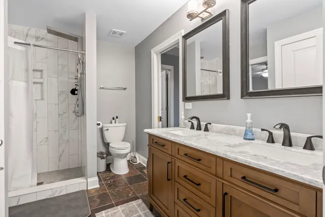 $650,000 | 21002 Kenmare Drive, Shorewood, IL 60404