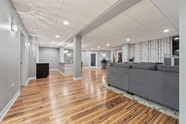 $650,000 | 21002 Kenmare Drive, Shorewood, IL 60404