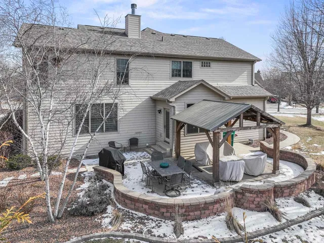 $650,000 | 21002 Kenmare Drive, Shorewood, IL 60404