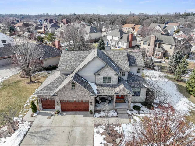 $650,000 | 21002 Kenmare Drive, Shorewood, IL 60404