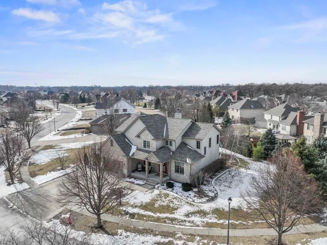 $650,000 | 21002 Kenmare Drive, Shorewood, IL 60404