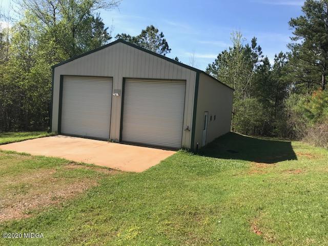 174 Rifle Range Road Gray, GA 31032 - Photo 31 of 39 a backyard of a house