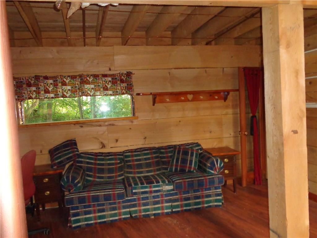 1047 Springfield Road Mercer, PA 16127 - Photo 20 of 25 sitting area in tree house