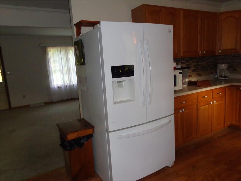 1047 Springfield Road Mercer, PA 16127 - Photo 5 of 25
