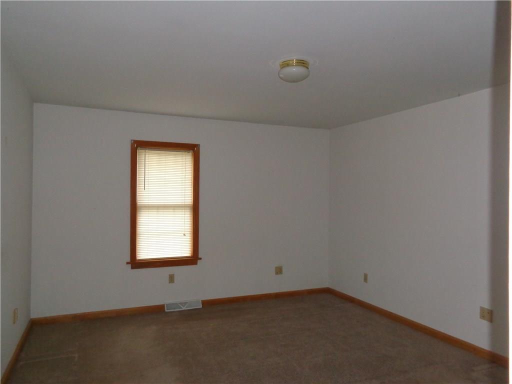 1047 Springfield Road Mercer, PA 16127 - Photo 7 of 25 master bedroom
