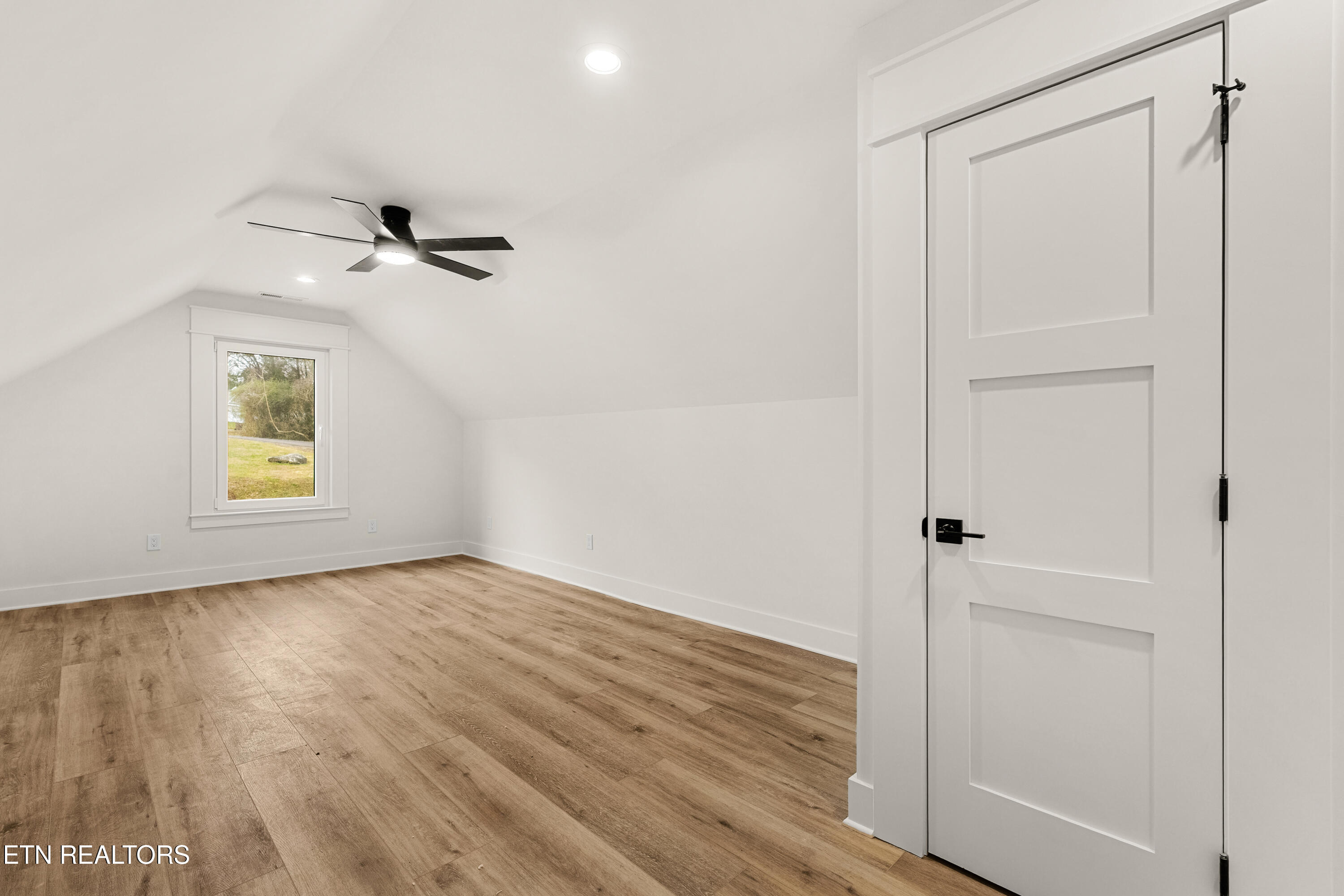 212 Cheeyo Way Loudon, TN 37774 - Photo 30 of 44 Bonus Room