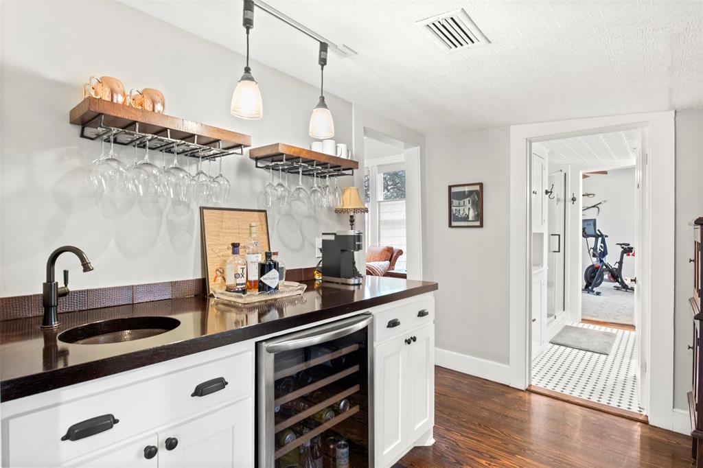 441 South Dallas Avenue Lancaster, TX 75146 - Photo 19 of 40