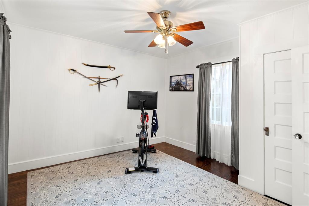 441 South Dallas Avenue Lancaster, TX 75146 - Photo 29 of 40