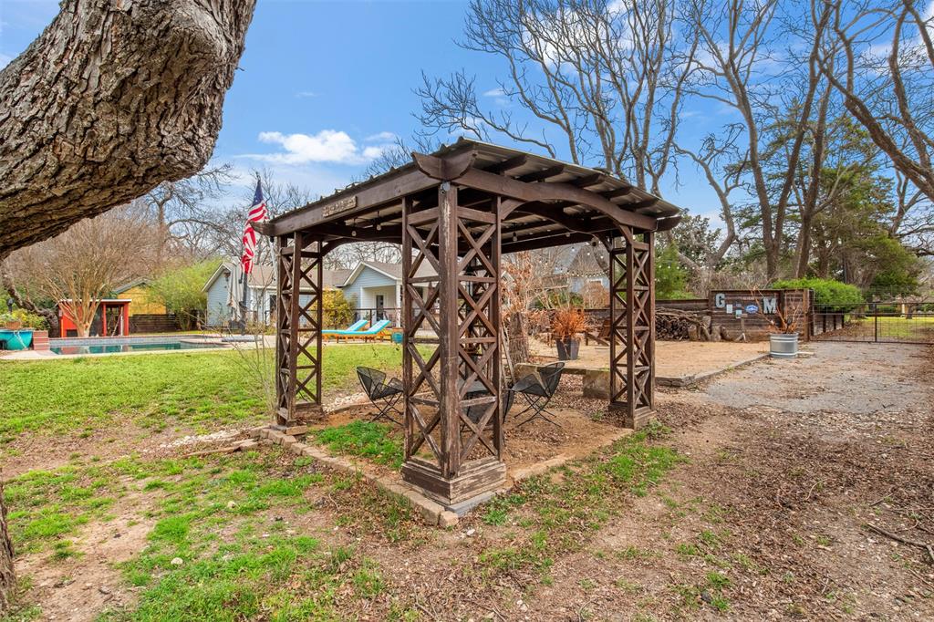 441 South Dallas Avenue Lancaster, TX 75146 - Photo 38 of 40