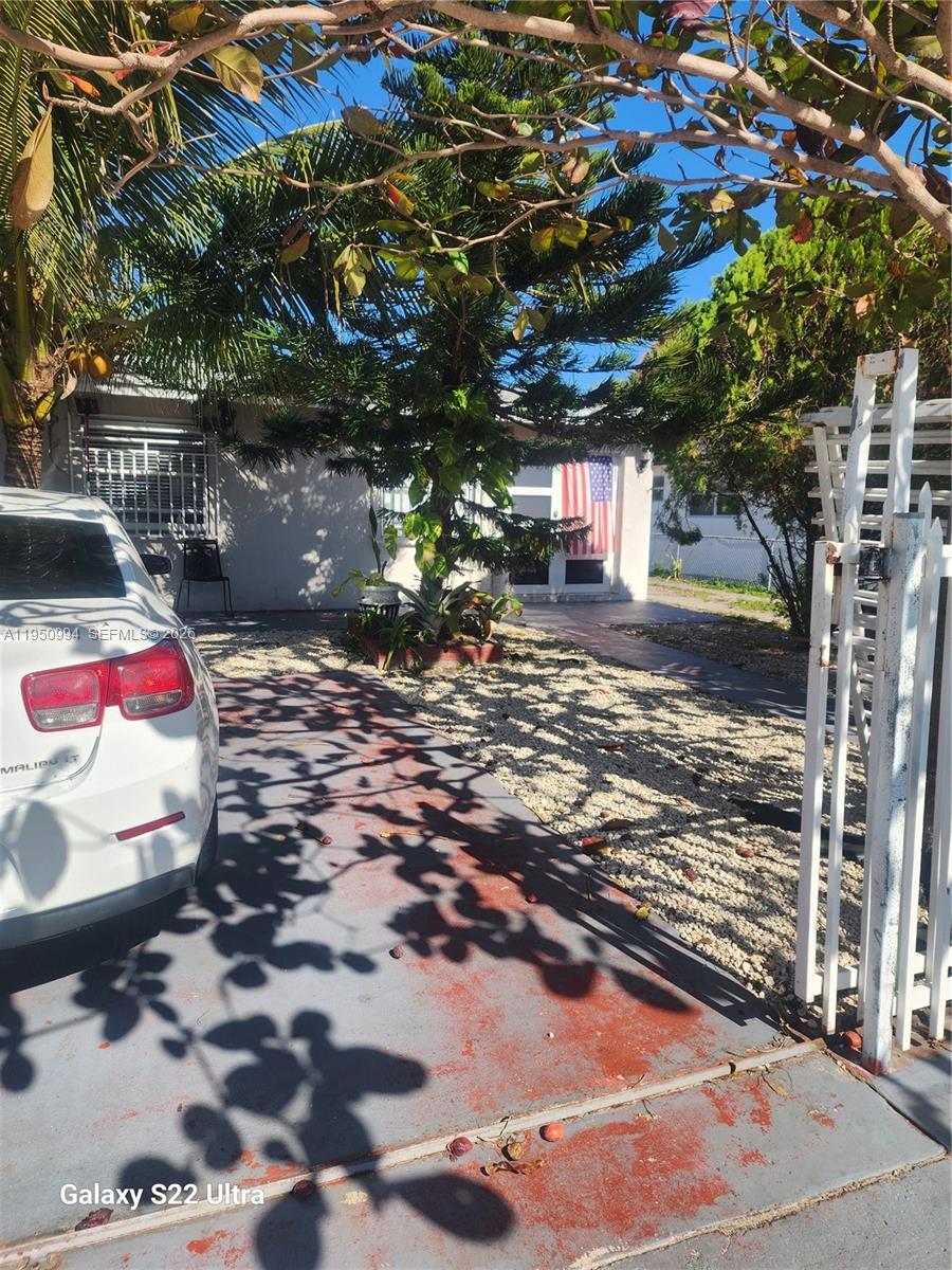 1747 Northwest 85th Street Miami, FL 33147 - Photo 3 of 12