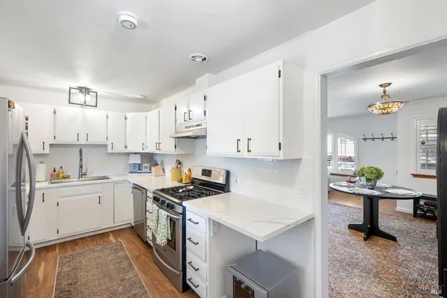 $1,050,000 | 337 Bettencourt Street, Sonoma, CA 95476