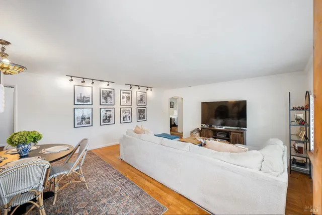 $1,050,000 | 337 Bettencourt Street, Sonoma, CA 95476