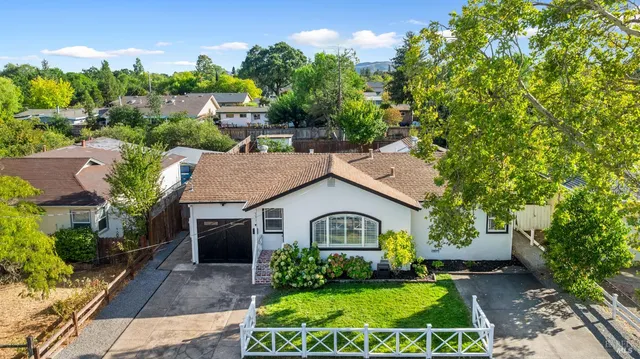 $1,050,000 | 337 Bettencourt Street, Sonoma, CA 95476