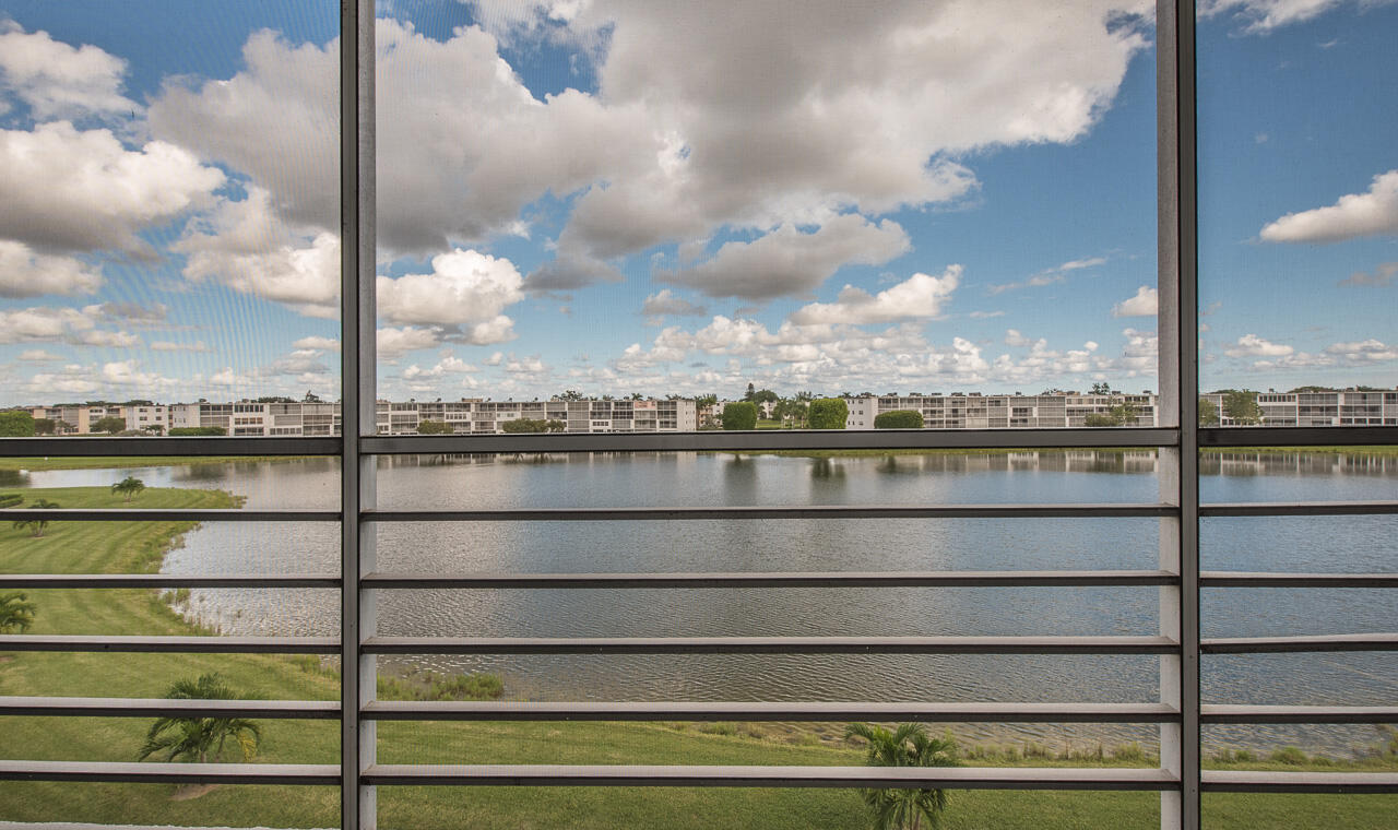 4022 Exeter, Unit B Boca Raton, FL 33434 - Photo 31 of 44 4022 Exeter B2-106