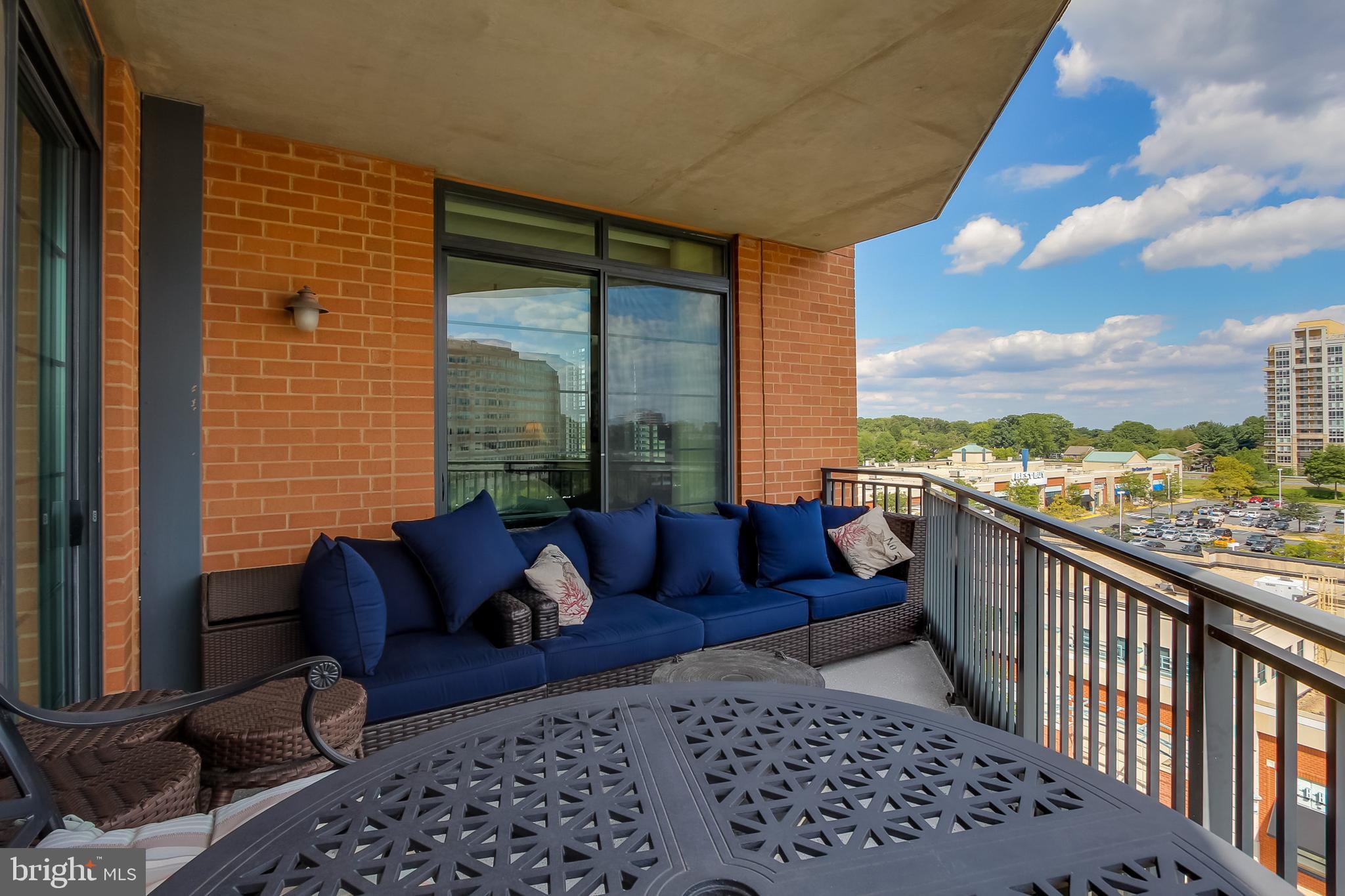 1830 Fountain Drive, Unit 808 Reston, VA 20190 - Photo 2 of 28