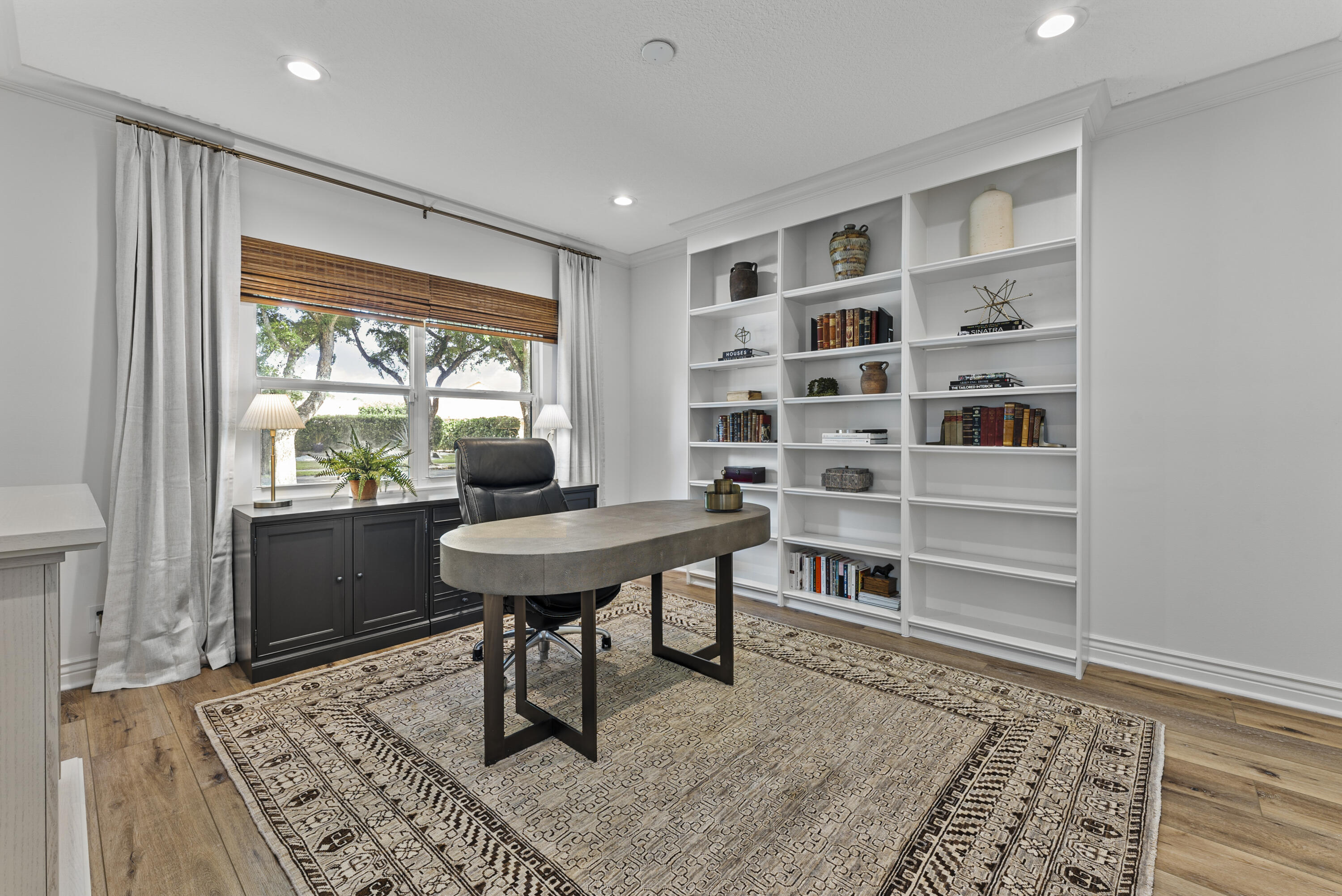 1925 Parkside Circle South Boca Raton, FL 33486 - Photo 14 of 61 a view of a livingroom with furniture