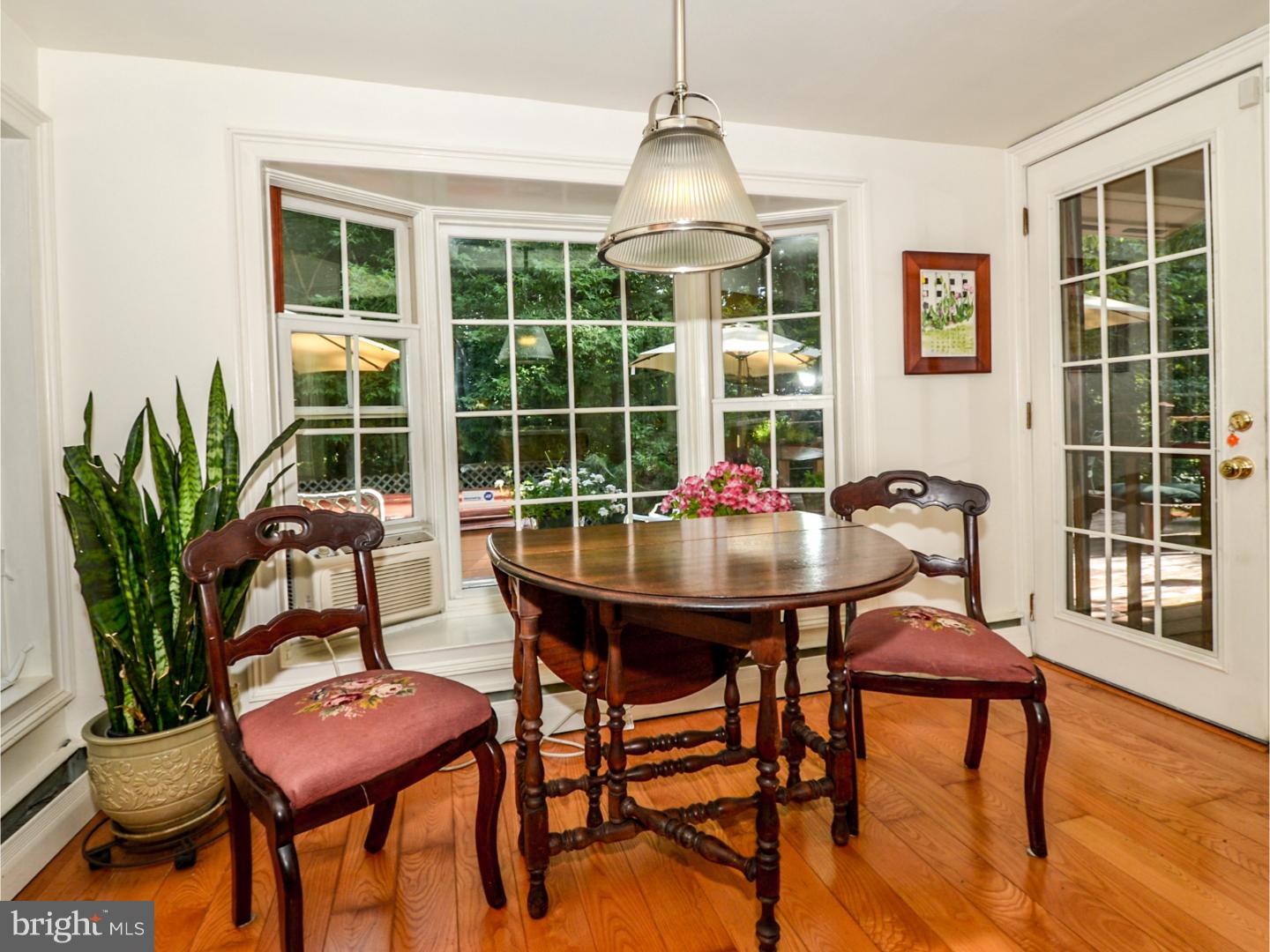2326 Fairway Road Huntingdon Valley, PA 19006 - Photo 11 of 25 Gallery Image 11