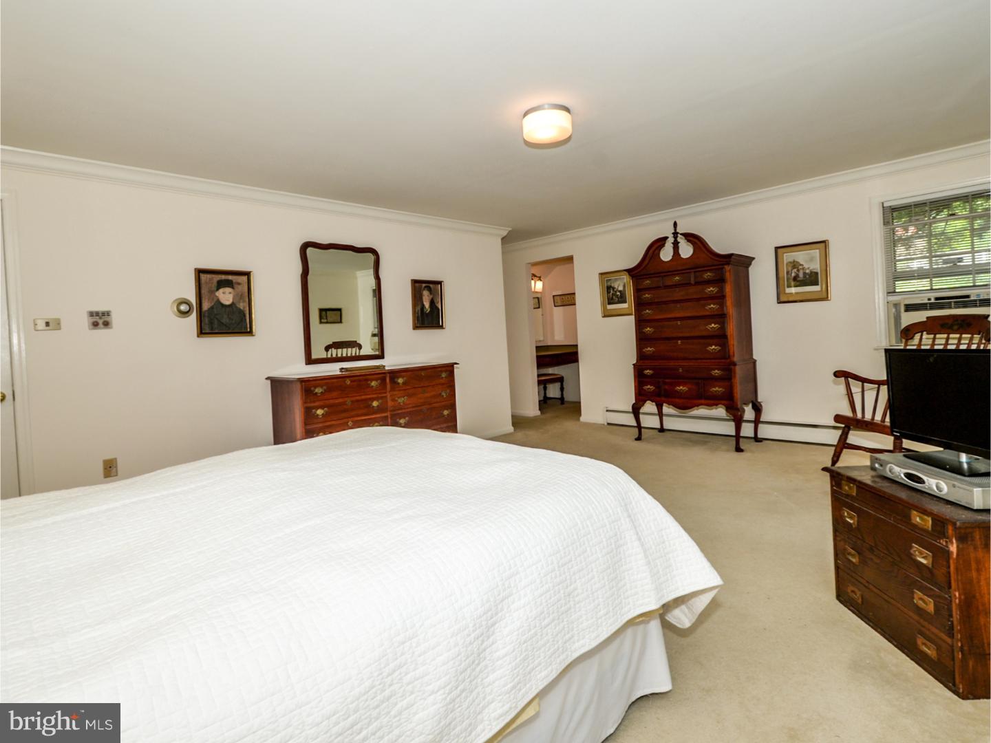 2326 Fairway Road Huntingdon Valley, PA 19006 - Photo 15 of 25 Gallery Image 15