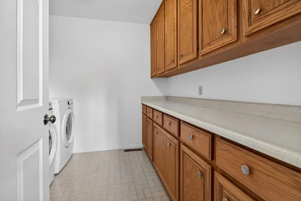 $469,000 | 1729 Edgebrook Drive, Unit A, Modesto, CA 95354