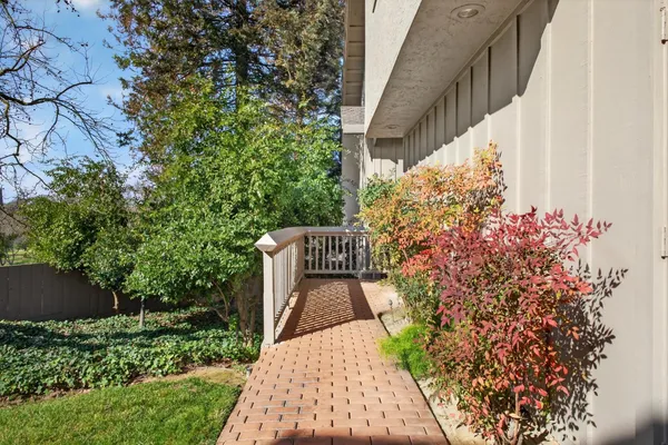 $469,000 | 1729 Edgebrook Drive, Unit A, Modesto, CA 95354