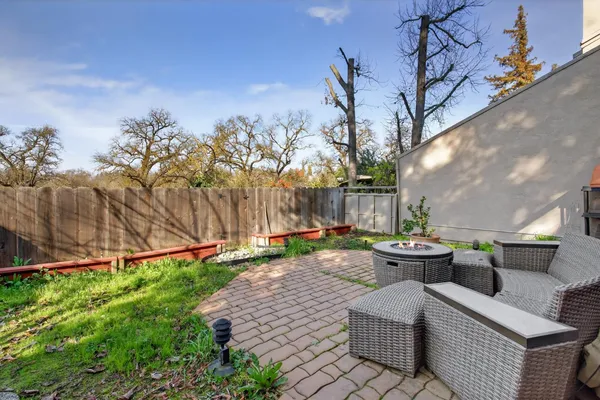 $469,000 | 1729 Edgebrook Drive, Unit A, Modesto, CA 95354