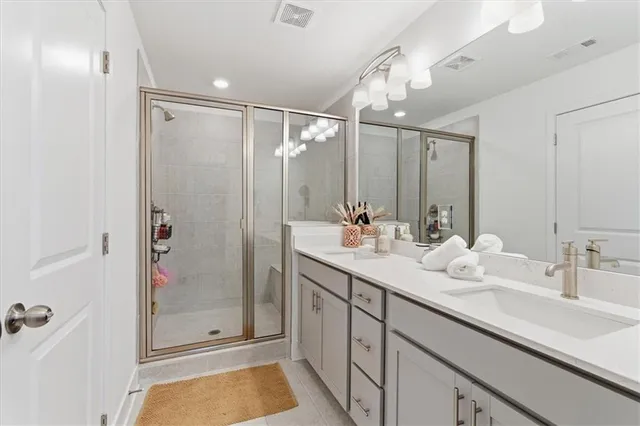 $550,000 | 3370 Oak Hbr Drive, Peachtree Corners, GA 30092