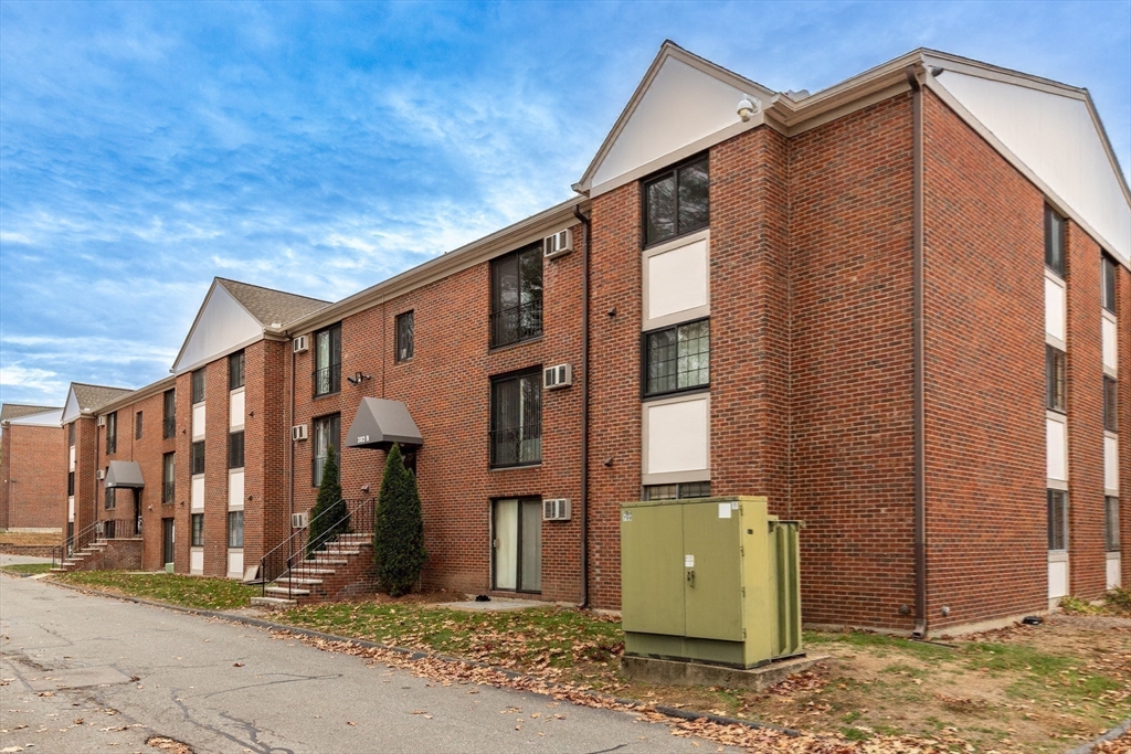 382 Great Road, Unit B304 Acton, MA 01720 - Photo 23 of 25 Gallery Image 23