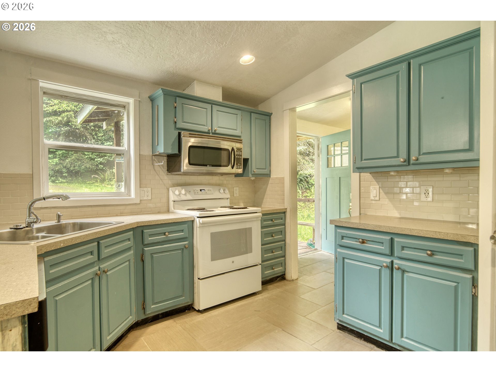 70407 Schumacher Road Rainier, OR 97048 - Photo 17 of 21