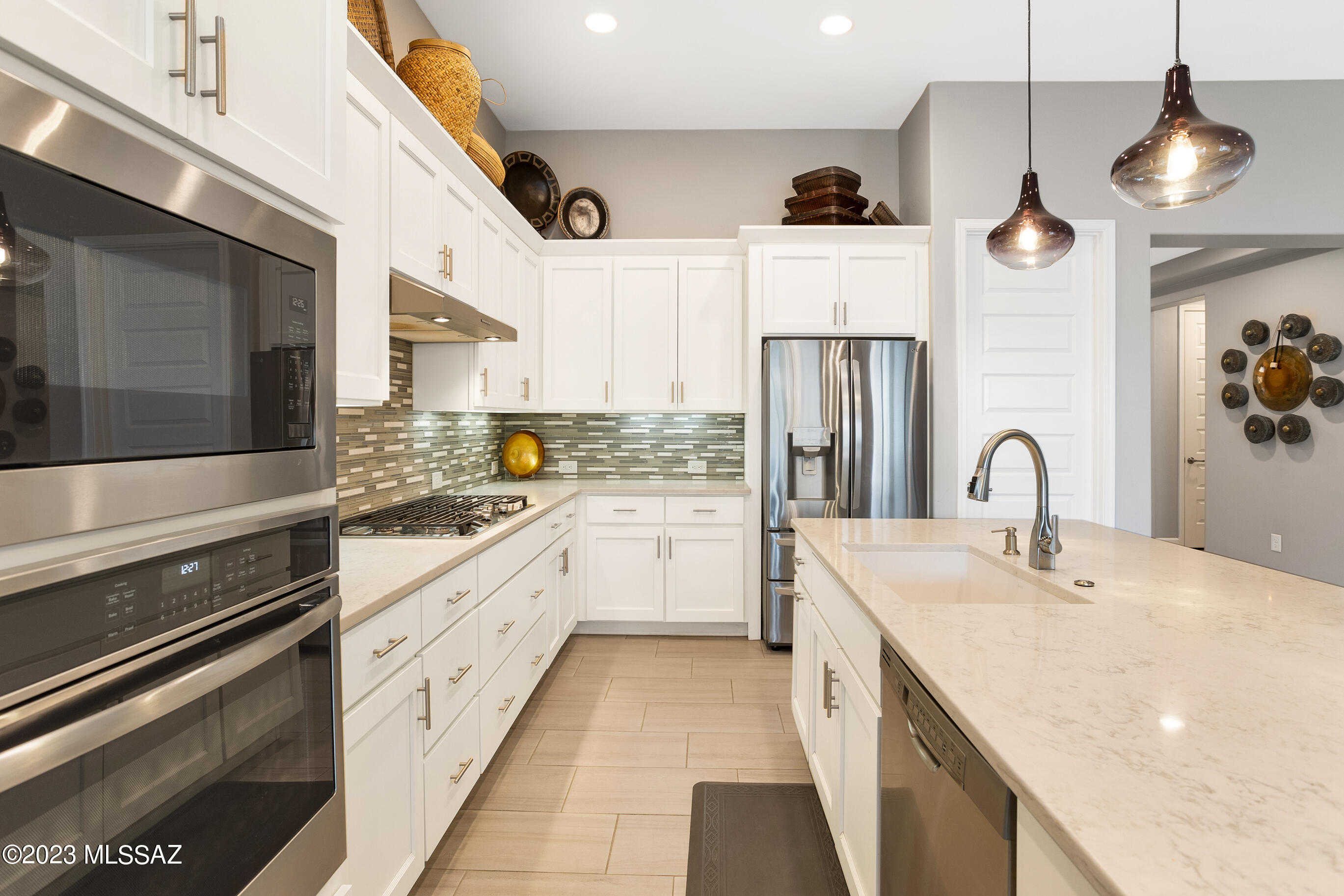 62752 East Border Rock Road Saddlebrooke, AZ 85739 - Photo 10 of 40