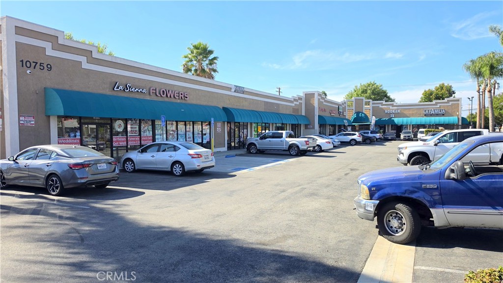 10759 Magnolia Avenue, Unit LMN Riverside, CA 92505 - Photo 18 of 23 Gallery Image 18