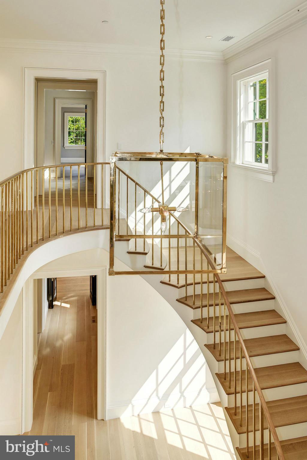 3030 Chain Bridge Road Northwest Washington, DC 20016 - Photo 14 of 30 Interior (General)