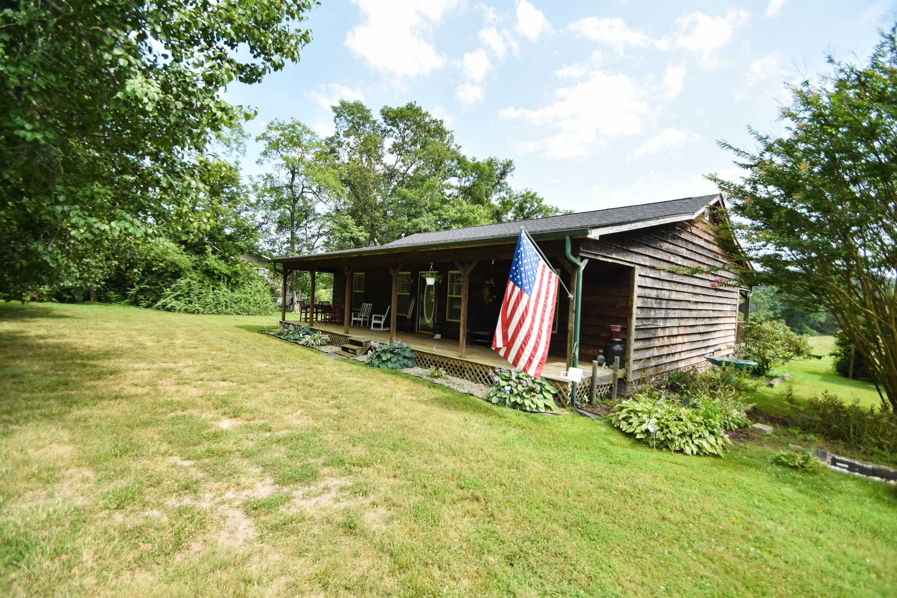 810 Gabbard Road Berea, KY 40403 - Photo 2 of 22 DSC_9981