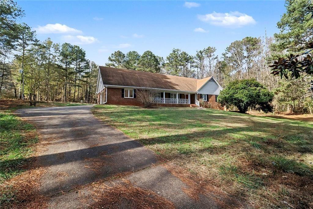 4161 Campbell Road Snellville, GA 30039 - Photo 3 of 28