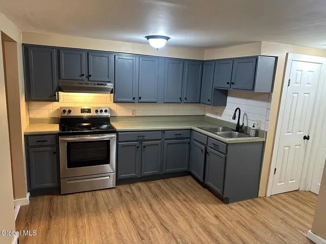 $1,100 | 11 Myrtle Avenue, Unit BSMT, Albany, NY 12202