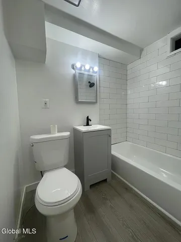 $1,100 | 11 Myrtle Avenue, Unit BSMT, Albany, NY 12202