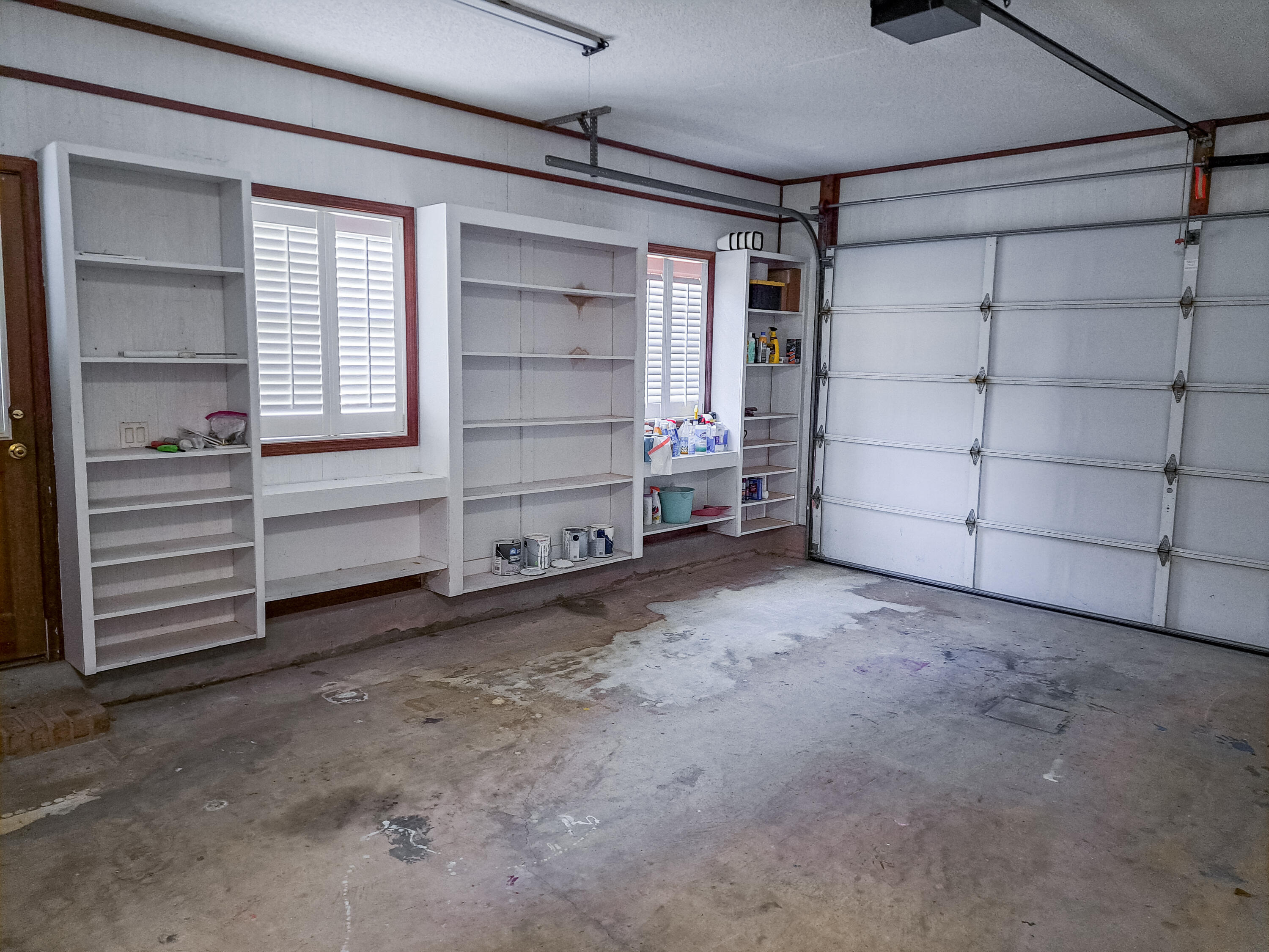 118 Baywind Drive Niceville, FL 32578 - Photo 24 of 27 a view of a room with an empty space